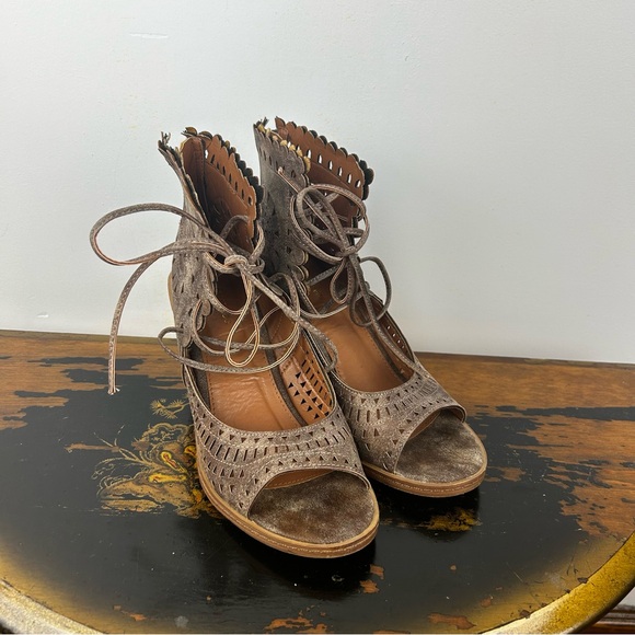 Maurices cage sandal - Picture 1 of 3